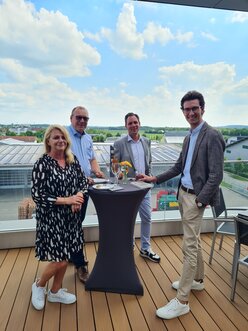 "Wir tragen keine Schuld, aber Verantwortung."