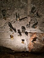 Besuch "Erinnerungsort Weingut II"