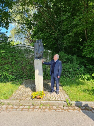 "Wir tragen keine Schuld, aber Verantwortung."