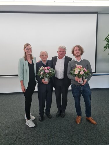 "Wir tragen keine Schuld, aber Verantwortung."