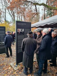 „GeDENKzeit“ am KZ-Friedhof Utting